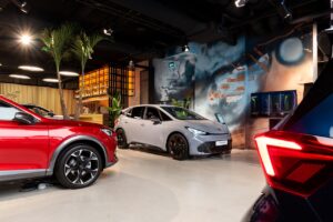 Cupra installe un City Garage à Paris