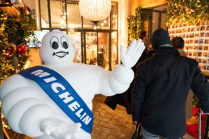 Michelin porté par la hausse des prix
