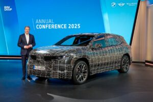 Après des résultats financiers en baisse en 2024, le groupe BMW mise gros sur 2025