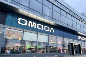 Opération séduction de Chery en France