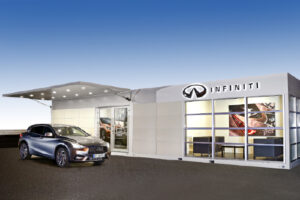 Les centres éphémères Infiniti fleurissent