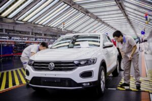 Quel degré de dépendance du secteur automobile européen à la Chine ?
