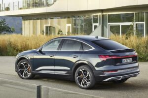 Audi met à jour ses e-tron